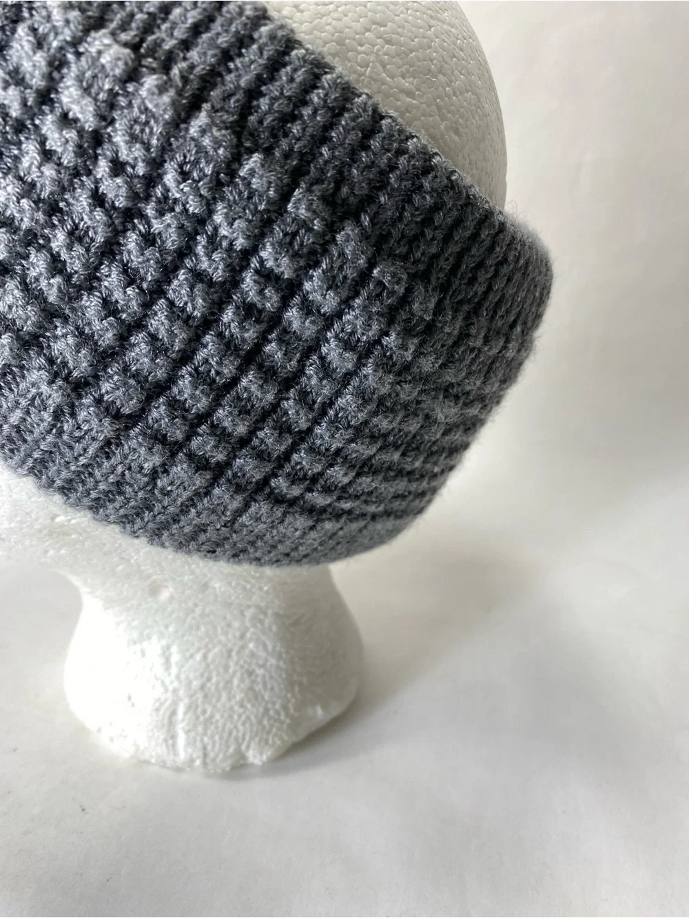 Icebreaker Merino Wool Gray Waffle Knit Winter Earband Headband (lining holes)